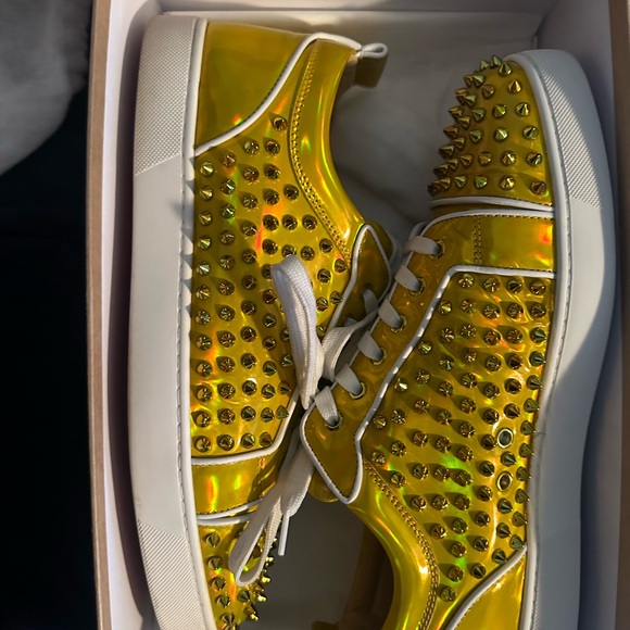 Louis vittion size 13(46) euro clean little ware on them,just sitting in closet - Picture 2 of 5